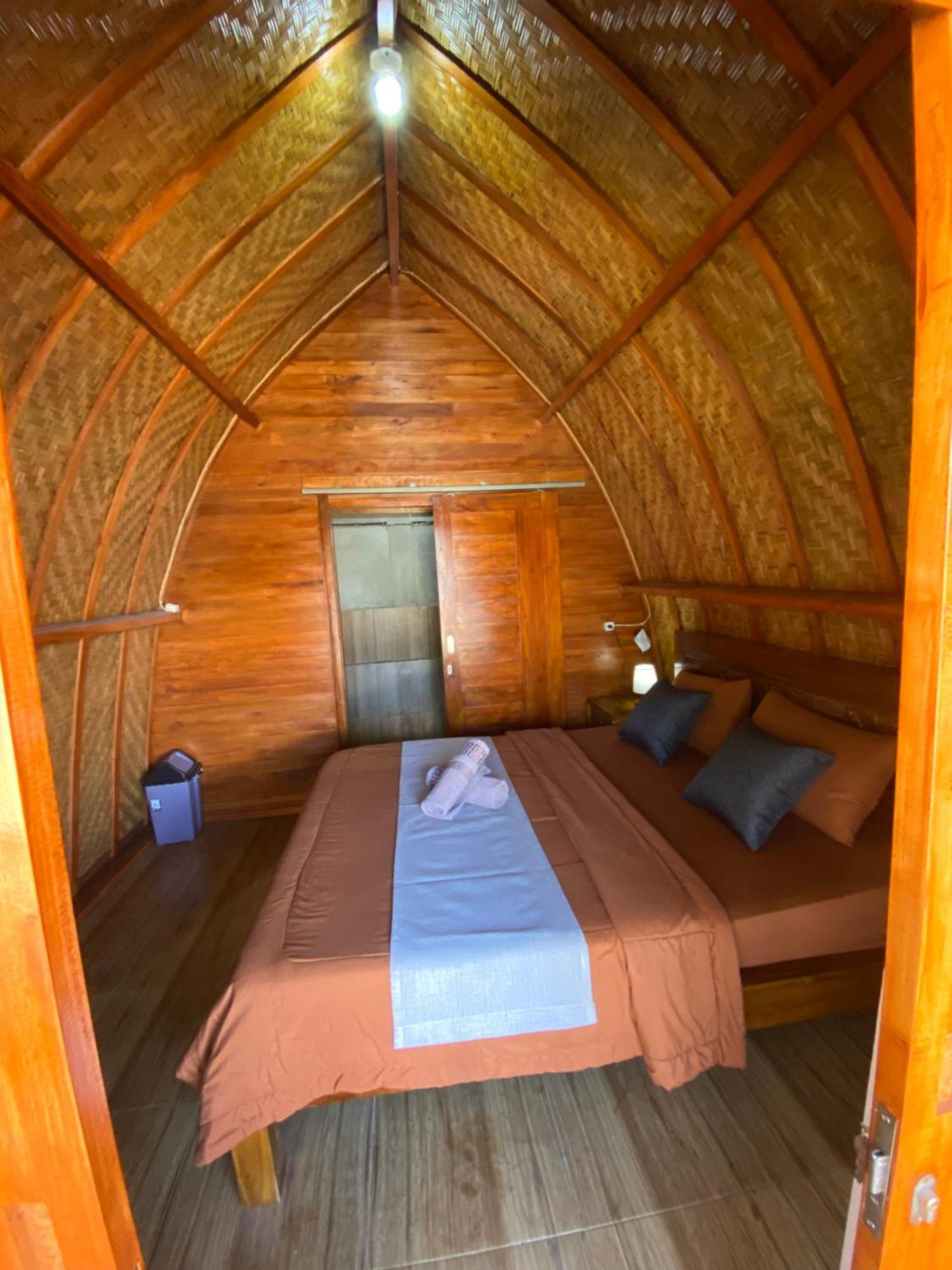 Отель D'Yoga Bamboo House Кинтамани Экстерьер фото